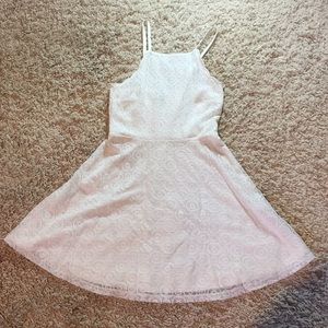 Divided H&M White Scalloped Top Oval Design Dress